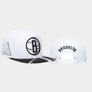 Men's Pro Standard x Black Pyramid White Men Throwback Snapback Brooklyn Nets Hat 209744-988